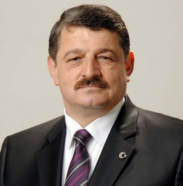 <b>Bartn:</b> Cemal Akn