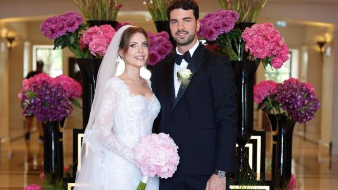 �nl� oyuncu Eda Ece mutlu bir evlilik s�rd�rd��� Bu�rahan Tuncer'i sosyal medyada takip etmeyi b�rakt�. Eda Ece'nin Bu�rahan Tuncer hamlesi sosyal medyada k�sa s�rede g�ndem oldu.