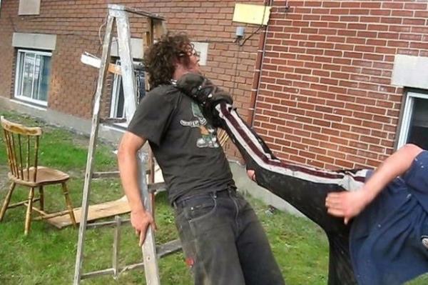 Bahede merdiven brakmayn!