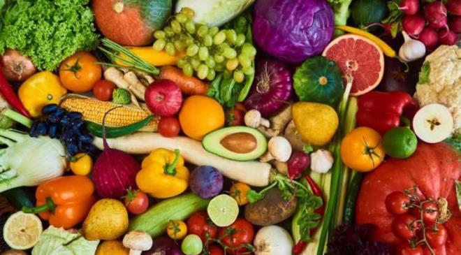 Yaz mevsiminde istediiniz kyafetin iine girmek iin uzmanlar tarafndan nerilen ya yakan bu besinleri tketebilirsiniz. Hem salkl hem de kilo vermeye etkisi olan bu besinler sayesinde kemiklerini glendirerek daha fit bir grnme kavuabilirsiniz. te ya kasa dntren ans vermeniz gereken o besinlerin listesi...