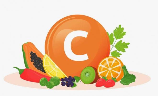 6- C VTAMN     C vitamini zellikle k aylarnn vazgeilmezlerinden biridir. Souklarn artmasyla birlikte meydana gelecek olan hastalklar nlemede olduka etkili olan bu vitamin, ayn zamanda vcutta meydana gelen yaralarn iyilemesi, kemik ve di salnn gelimesi gibi konularda da nemli rol oynamaktadr. Sa iin retilen ou rnn ierisinde yer alan C vitamini, salarn daha canl, parlak ve nemli kalmasn salamaktadr. Eksikliinde ise sa dklmesi olmak zere birok farkl problem grlmektedir.     Eer siz de salarnz ile ilgili ciddi dklme problemleri yayorsanz, vcudunuzda bu vitaminlerin eksik olup olmadn kontrol edebilirsiniz.