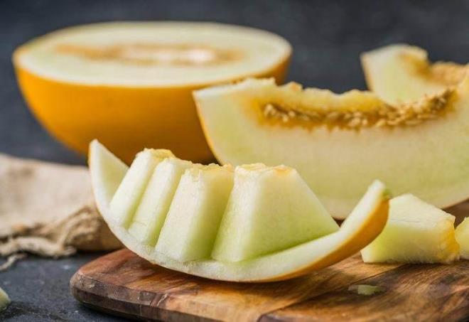 Japon bilim insan, yaz aylarnn sevilen meyvesi kavunun kabuklarn pe atmayn aslnda bilinenin aksine ok faydal diyerek ngiliz Tp dergisine konutu.