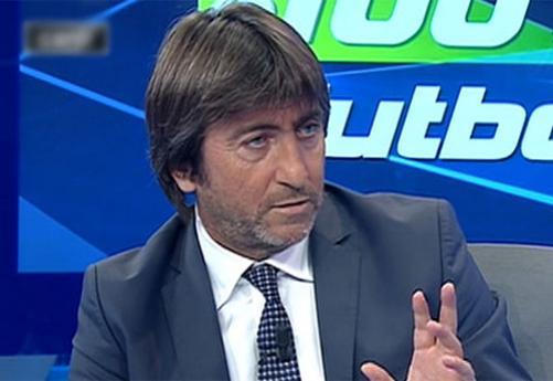 Messi ve Ronaldo'ya bakn. Bir de Bruma'da var. Ribery de geldi Galatasaray'a ama Bruma ok farkl. zellikle gen oyuncular 24-25'inden sonra gol atmaya balarlar. Bruma ok oyuncu attrr. Bruma ok farkl bir oyuncu. Potansiyeli ok yksek, temel zellikleri ok iyi, hem abuk hem hzl.