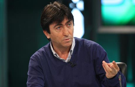 Gol vurularnda illaki uzak keye atacam diye bir ey yok. lk 30 dakikay ayralm. 5-0 olurdu ve ma biterdi. Rza almbay ikinci yarda Cenk'i oyuna ald ve pozisyonlar buldu. 65'ten sonra ma, malktan kt. Kontrolden kt. Oysaki 30 dakika boyunca matan ok keyif aldm. Bu kadro ile tek ansn var.