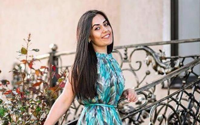 Rus satran Amina Abakarova, rakibini zehirlemek amacyla oyun tahtasna cva dkt iddiasyla geici olarak men edildi. Abakarova, bu eylemi kiisel bir husumet nedeniyle yaptn savundu