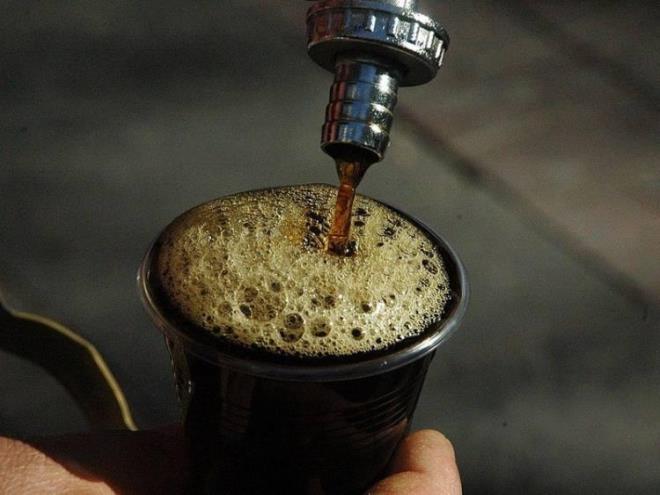 "2 ya grubunda bir orba ka kadar tketilmesi normaldir. Bir orba kan gememek gerekiyor. Bununla birlikte 7 ya grubundaki ocuklarmza gnde 1 ay barda, 1 su barda eklinde verebiliriz. Yallarmz bunu gnde 1 su barda eklinde tketebilirler. Orta ya grubu 2 ila 3 su barda iebilirler. rnmz tamamen saf ve doaldr. erisinde herhangi bir kimyasal madde iermez. Bununla birlikte hem doal olmas hem de bitkisel olmas kiinin formuna ve vcut salna ok iyi gelmektedir.