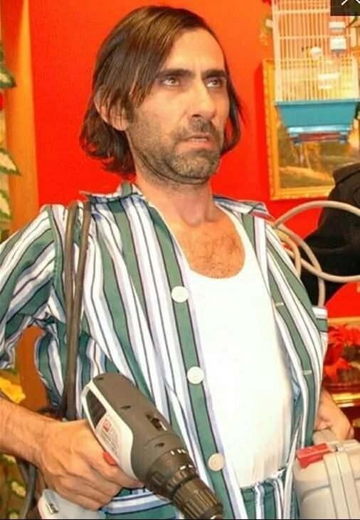 Sosyal medya hesabndan paylamda bulunan idem Akaln "PekerAkaln haberleri doru deil. Evet 4 ay oldu operasyon oldu ancak sal gayet iyi.