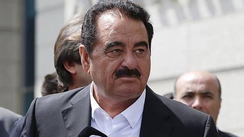 "BU DDALAR YALANDIR"    Kznn kendisine 'dmanca' davrandn iddia eden nl sanat "Kendisi ne yle bir ey bana teklif eder ne de ben ona yle bir ey derim. Bu iddialar yalandr. Ben hastaneye yattm zaman Urfa? ki ocuklarm arad bama hepsi topland ama Dilan yoktu. Bunlar nereden kartyor." diyerek szlerini srdrd.