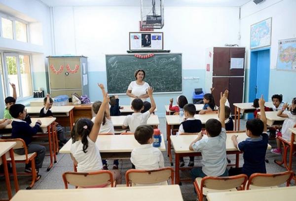 zel okullarda farkl dil ve lehelerde eitim verilmesi mmkn hale getirilecek.