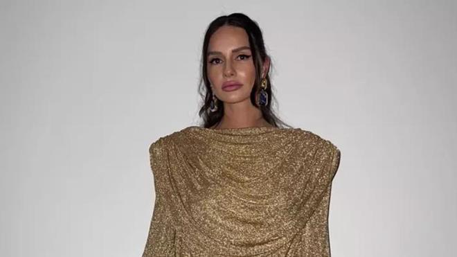 Katld davetler dnda pek grnmeyen zilhan, sadece yakn zaman nce konuk oyuncu olarak Mucize Doktor dizisinde rol almt.