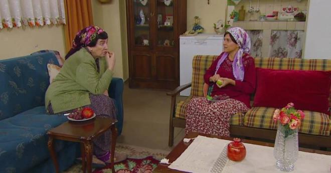 Trkiye tarafndan ocuklar Duymasn dizinde canlandrd Emine karakteri ile tannan oyuncu Ayrlsak da Beraberiz, ocuklar Duymasn, ocuklar Ne Olacak, Gnl, Ate ve Barut, Sevgili Dmanm adl yapmlarda rol almtr.