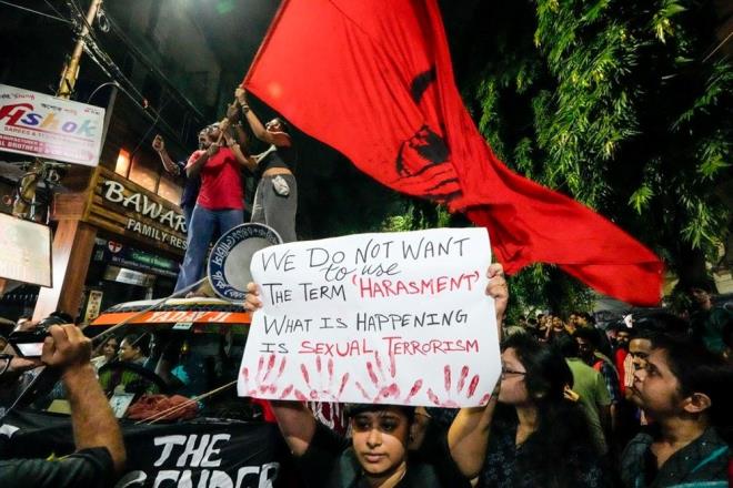 Hindistan?da bir devlet hastanesinde getiimiz hafta yaanan kan donduran olay lkeyi kartrd.