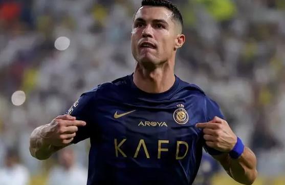 Birok nl ismin katld YouTube platformunda bugne kadar en fazla takipiye sahip olan kii Mr. Beast olarak biliniyor. 311 milyon takipili Mr.Beast?n en byk rakibi Ronaldo olacak. Daha yeni olmasna ramen yaklak 20 milyon olan takipi sayl Ronaldo?nun YouTube hesabnn takipisi ile Mr.Beast?n takipi saysnn anlk verileri YouTube?da canl yaynla yartrlyor.