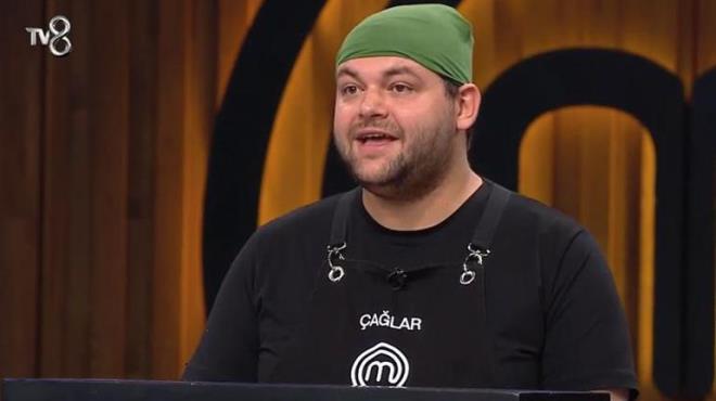 alar: imde frtnalar kopuyor. Olur olmaz kmayan tabaklarm oldu, bunlar motivasyonumu etkiliyor.  motivasyonumu salamaya alyorum her defasnda. Her gn yeni bir gn diye bakyor, gemii gemite brakmaya alyorum. Sizin sylediiniz her sz, olumlu veya olumsuz nme bakmak istiyorum. Burada olmay hak ettiimi dnmyorum. Elimden geleni yapacam.