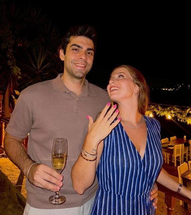 nl ismin bu mutlu anlarna binlerce beeni ve "Mutluluklar", "ok gzelsiniz", "Tebrikler" gibi yorumlar yad.