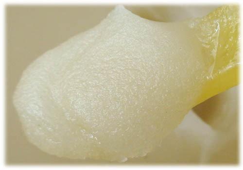 <p><b>ARI STNN SPATLANMI FAYDALARI</b></p> - Kanserle mcadelede btn dnya ile birlikte lkemizde de yaygn olarak ar st kullanlmaktadr. Yaplan son almalara gre ar st krnn, kanserli hcrenin bymesini yavalatt ve kanser riski bulunan hastalarda kanser oluumunu engelledii tespit edilmitir. Uzmanlara gre ylda en az bir defa ar st kr uygulamak kansere yakalanma riskini ciddi oranda azaltyor.