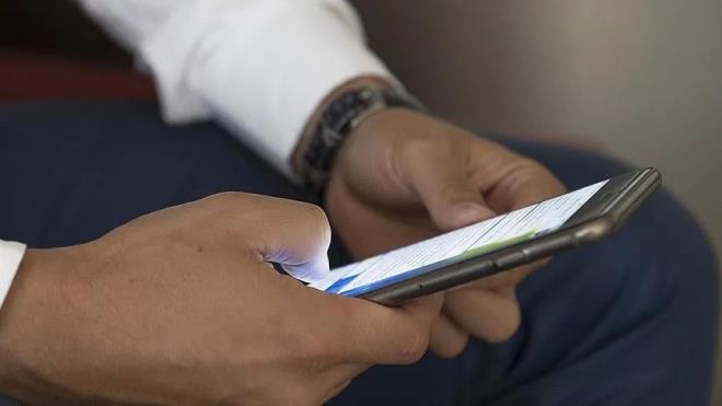 LG Optimus L4 II, LG Optimus F6, LG Enact, LG Lucid 2, LG Optimus F7, Lenovo A820 ve Sony Xperia M.