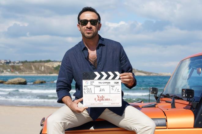 Hikayesine elik edecek yeni ve birbirinden renkli karakterleri ve heyecan dolu gelimeleriyle Yal apkn, nc sezonunda da izleyicileri ekran bana kilitleyecek.