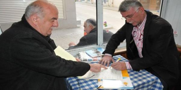 <b>PARTYE YELK:</b> Oy verme hakkna sahip olan herkes, siyasi partilere ye olabilecek.