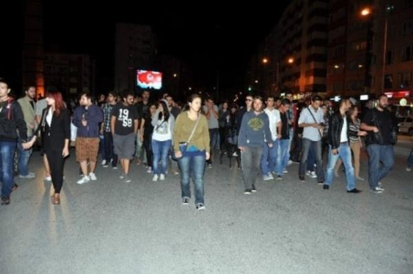 Gsterilerde, hkmet komiseri uygulamas da sona erdiriliyor.