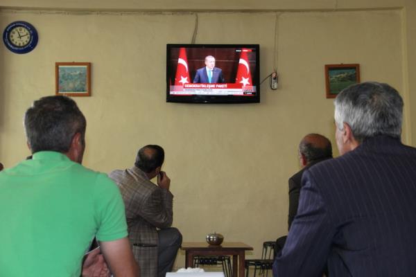 EMEL ? Yasasin Devrim #DemokratiklemePaketi iste bu Devrim diye yillardir nara atiyolardi onlarin soyleyipte yapmadiklarini Basbakan yapti!...