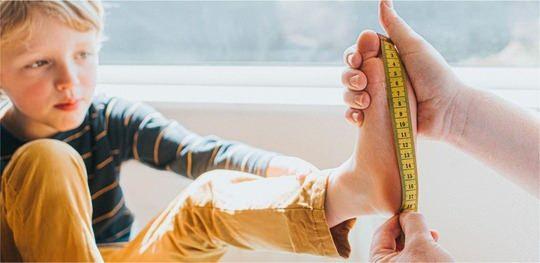 Kadnlarda durum yle:  <br>  36 numara giyen kadnlar 64 ile 69 yl kadar yayor.