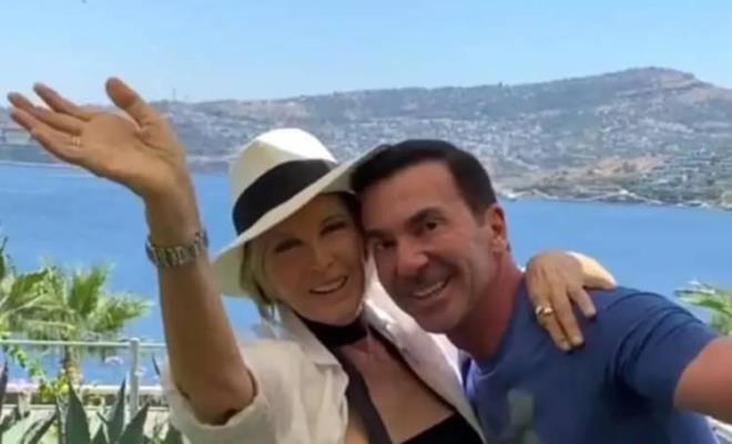 nl oyuncu Filiz Akn, olu lker nanolu ile bu seride birlikte rol almt.