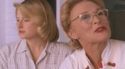 nl oyuncu Meryl Streep gibi oyuncu olan kz Mamie Gummer birok dizi ve filmde rol ald.