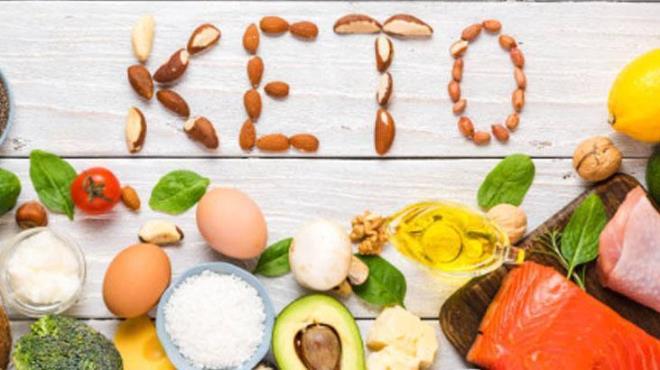 Kilo verme srecini tamamlayan Karahan diyetine miktar kontrol yapyor. 36 bedene ulaan oyuncu kilosunu korumak iin diyet sistemini tamamen brakmam. Kilo verdikten sonra salkl bir ekilde koruma aamasna gei yapmak nemli bir durumdur. Bu aamada yemek porsiyonlarn dikkatli bir ekilde ynetmelisiniz.