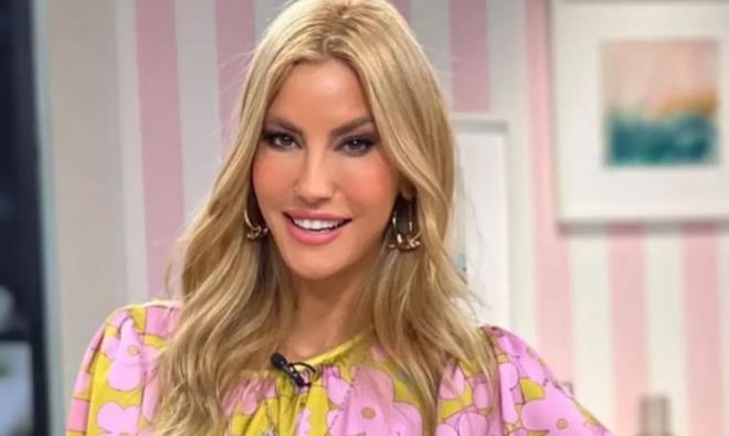 nl manken ala ikel 9 odal 4 katl saray yavrusu eviyle gndeme geldi. te sk sk sosyal medyadan 2 oluyla paylam yapan ikel'in sper lks evi...