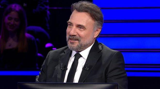 nl oyuncu Oktay Kaynarca'nn sunumuyla yeni sezona damga vuran reyting rekortmeni yarma program "Kim Milyoner Olmak ster", son blmyle ok konuuldu. ?Osmanl Devleti'nde "clus merasimi" hangi vesileyle yaplrd?? sorusuyla heyecan uyandran yarmada doru yant izleyenleri artt.