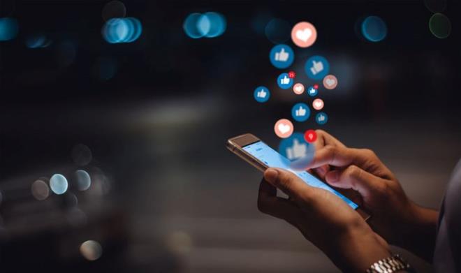 HKAYELER, REELS VE POSTLAR ARASINDA DENGE KURUN    Sadece hikaye ve reels deil ayn zaman da post atn. Hep ayn formatta deil de farkl formatlarda ierik retmenin algoritma zerindeki olumlu etkilerini kefedin ve ierik planlamanz 3 kategoride zamansal dilimlere gre ayrn.