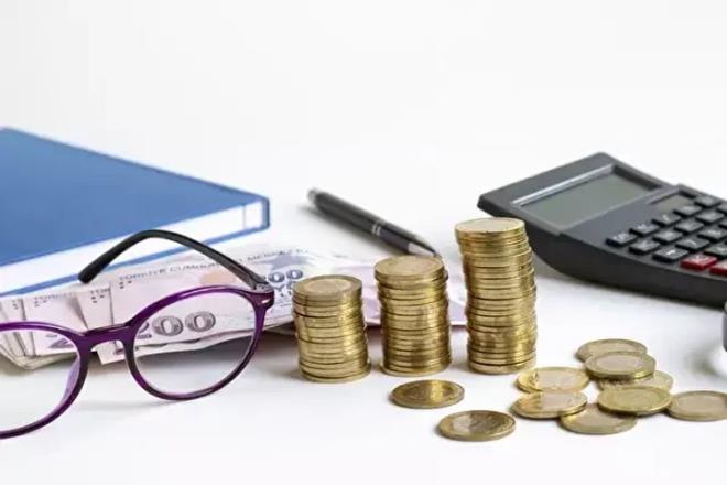 evre, ehircilik ve klim Deiiklii Bakan Murat Kurum, sosyal medya hesabndan yapt paylamda, "TOK gvencesiyle ev ve i yeri sahibi olan vatandalarmzn youn talepleri zerine, demeleri devam eden konut ve i yerleri iin yzde 25 indirim imkan salayacaz. Ayrca borcunun en az yzde 25'ini kapatmak isteyen de yine ayn oranda indirim alabilecek. Hayrl olsun." ifadelerini kulland.