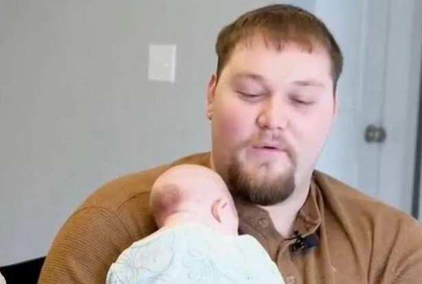 DNYA APINDA YALNIZCA 30 KY ETKLYOR!    Dnya apnda yalnzca 30 kiiyi etkileyen genetik bir rahatszlkla dnyaya gelen bir kz bebek, bu rahatszlk sebebiyle gzleri olmadan dnyaya geldi.