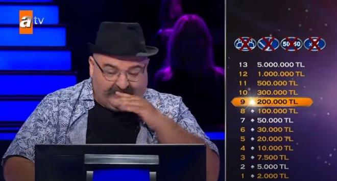 10. soruda yarmacn karsna "100 metre kousunda koucularn vcdnn ilk olarak hangi ksmnn biti izgisini getii an, yar tamamladklar kabul edilir?" sorusu kt.