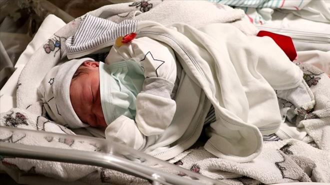 stanbul, Tekirda ve orlu'daki hastanelerde bakmszlktan, yeterli hekim desteini alamamaktan 10 bebek hayatn kaybetti.