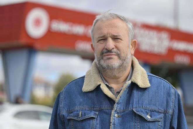 Gazi Ahmet aykara da "Biz mahkeme safahatnda Amerika'nn aparat ve mankurtlam robotlar ile hesaplatk. Bunlarn bir ksm cezalarn ald, bir ksmnn da hukuk sreci devam ediyor. Biz devlete inanan kiiler olarak hesaplamaya devam edeceiz. Hakkmz helal etmiyoruz." dedi.