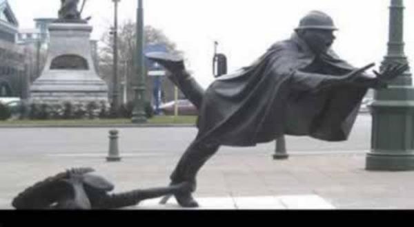 te dnyann eitli yerlerinden akl almaz heykeller. Bazlar gerekten akln snrlarn am. Aralarnda yleleri var ki, zmeniz uzun zamannz alabilir...