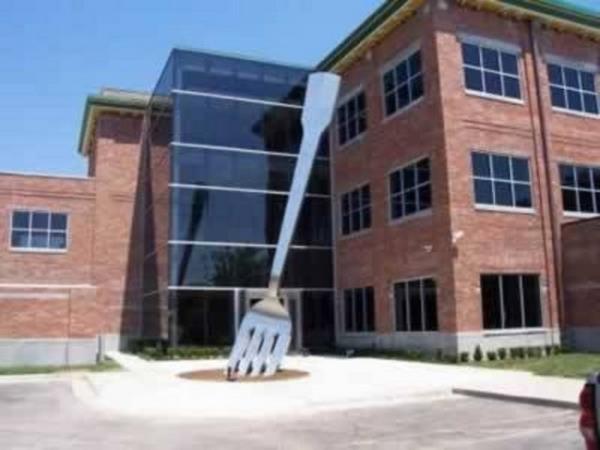 te dnyann eitli yerlerinden akl almaz heykeller. Bazlar gerekten akln snrlarn am. Aralarnda yleleri var ki, zmeniz uzun zamannz alabilir...