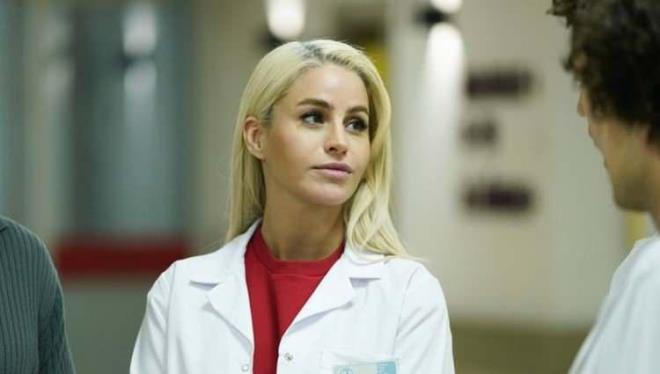 Dizide 'Bahekim Sreyya Bier' karakteriyle dikkat eken Bra Pekin'in nmzdeki hafta yaynlanacak blmle diziye veda edecei renildi.