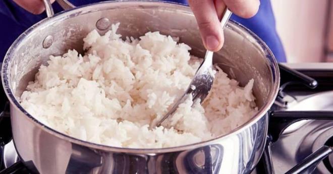 Dr. Kiss, halanm pirin oda scaklnda bir sre bekletildiinde ciddi bir bakteri trnn ortaya ktn ve daha sonra mikrodalgada yeterince etkili olmayan bir ekilde yeniden stldnda bu bakterinin yeniden aktif hale geldiini aklyor.