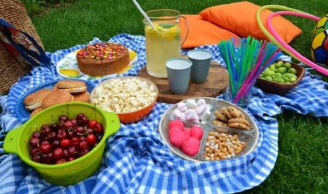 Bu nedenle hazrladnz yiyeceklerden kalanlar eve gtrp tketmeniz hi de salkl deil.