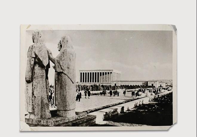 stihbarat tarihi boyunca kullanlan yntemlerden biri olarak bilinen "filme alnm dokman grntsn gizleme metodu"nun ise 1970'li yllarda MT tarafndan gizli haberlemelerde kullanld bilgisi yer ald.