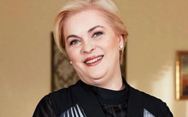 Baarl oyuncu Nurseli diz, katld bir programda tiyatrodan aylk kazancn aklad ve "Eskiden tiyatroda para kazanlmazd, imdi iyi para kazanlyor" dedi.