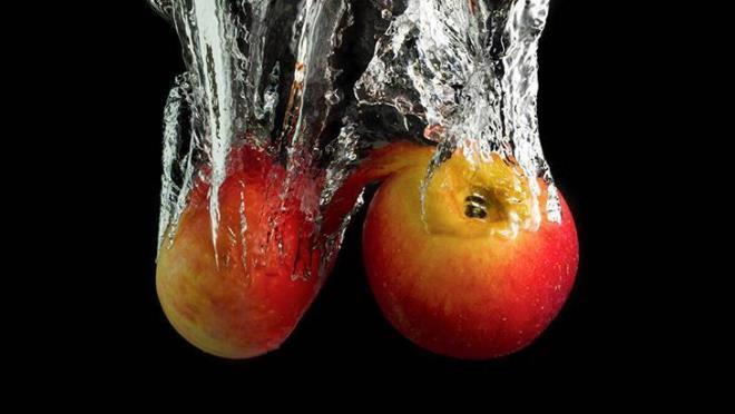 2- Kilo verdirir  <p>  Di�er bir y�ntem g�z karar� elma ve ya� zencefili birlikte kaynatmaktan ge�iyor.