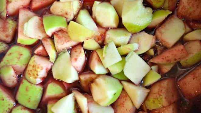 Beraber t�ketilen zencefil ve elma kar�n b�lgesindeki ya�lar� eritmede ve kab�zl�k sorununu gidermede etkilidir.