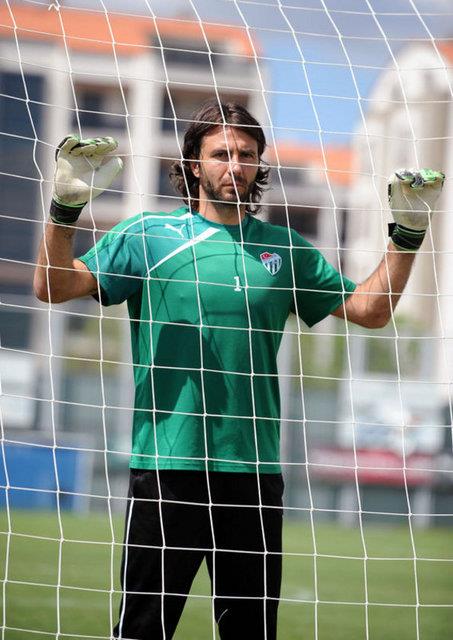 <p><b>Sebastian Frey - Bursaspor </b></p>  5 milyon Euro'dan 3.5 milyon Euro'ya