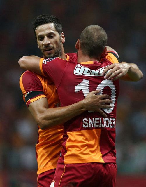 <p><b>Hakan Balta - Galatasaray </b></p>  4 milyon Euro'dan 2,5 milyon Euro'ya