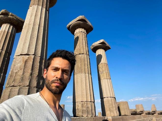 Usta sanatnn hayatn beyazperdeye tayacak olan filmde Ekin Ko barolde olacak.