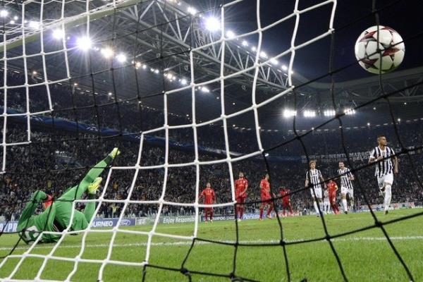 2-2 berabere sonra biten Juventus-Galatasaray man talya basnnda geni yer buldu.